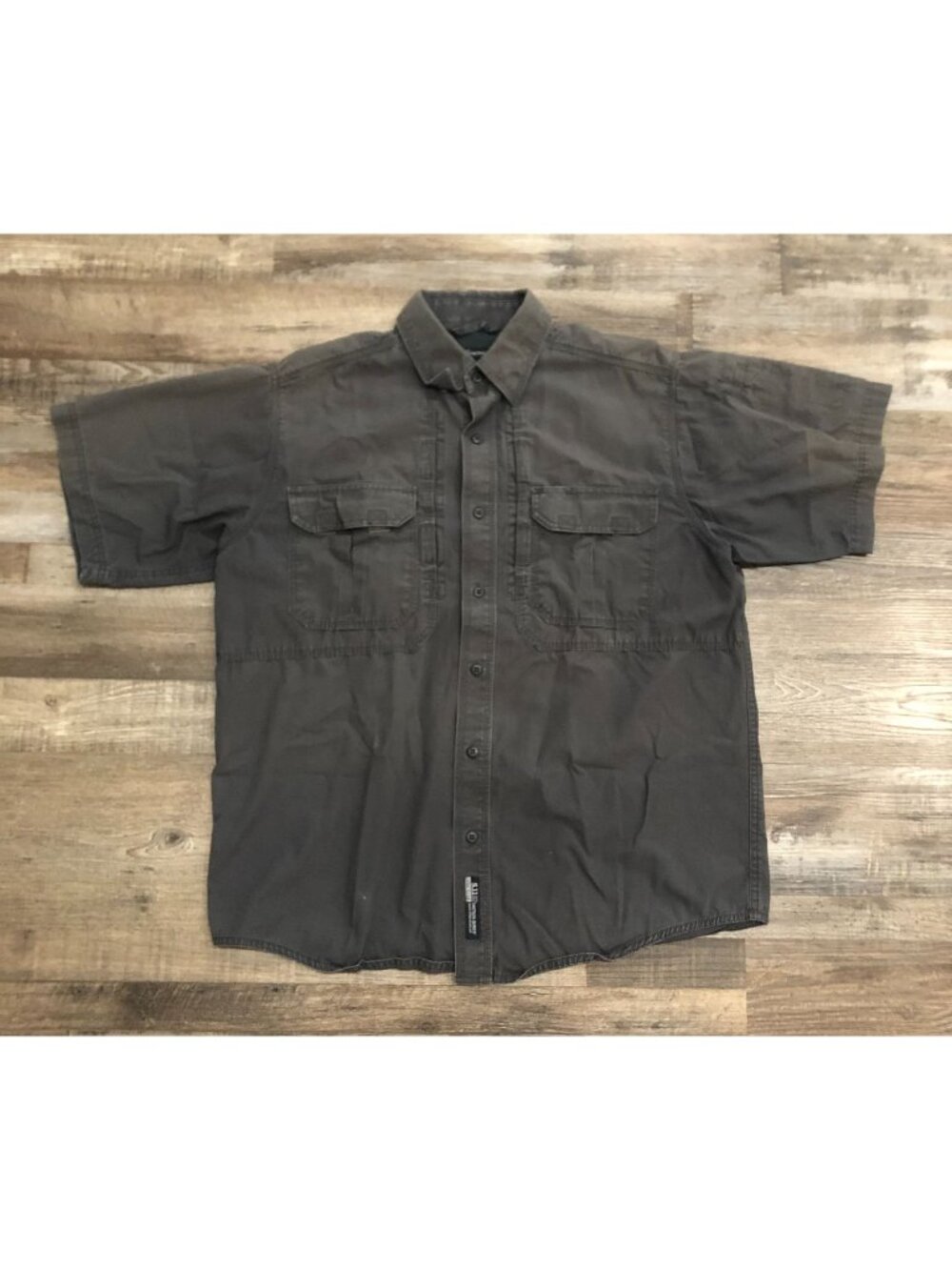 5.11 Tactical Mens Medium Dark Gray Short Sleeve Button Up Shirt Thick Cotton
